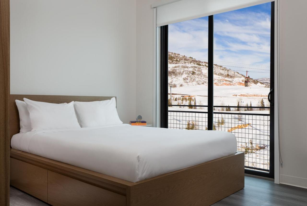 Yotelpad Park City Bagian luar foto