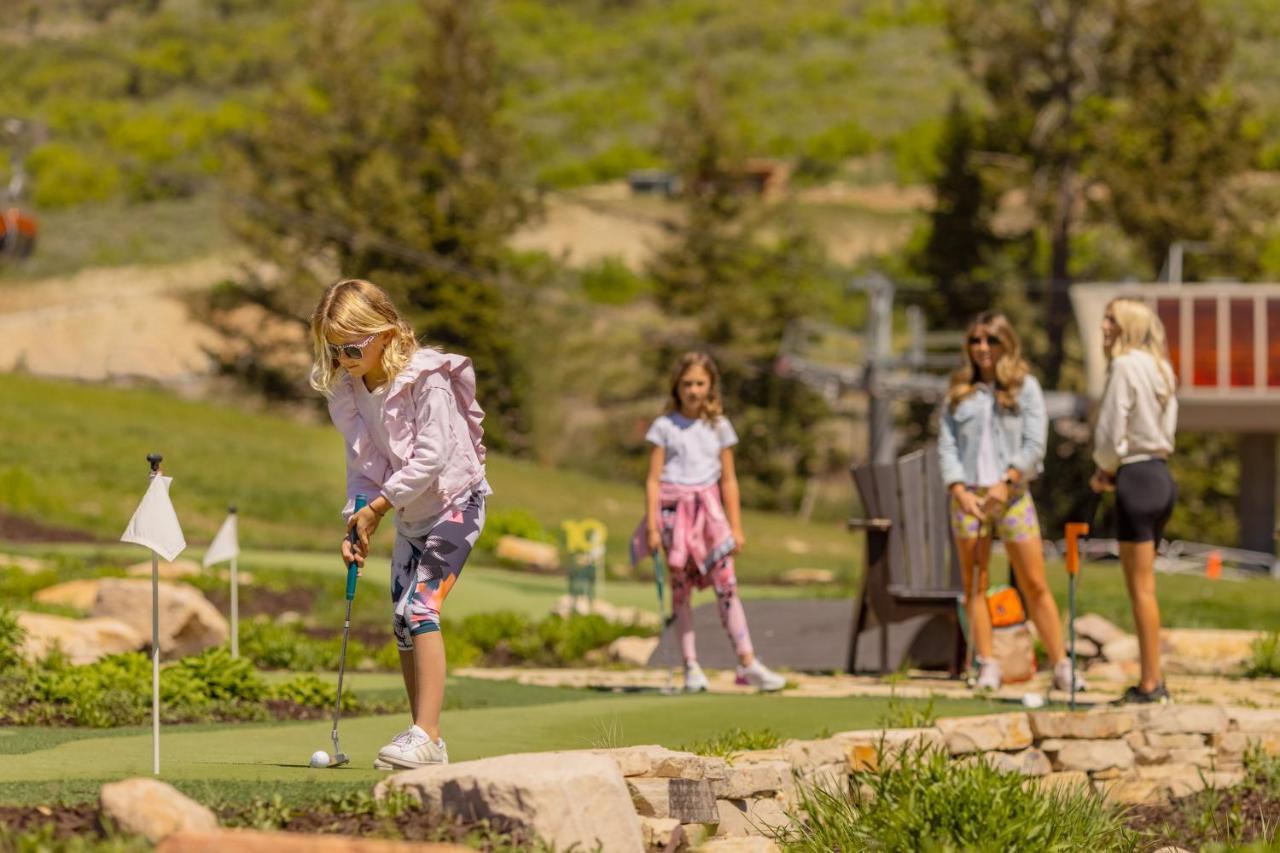 Yotelpad Park City Bagian luar foto